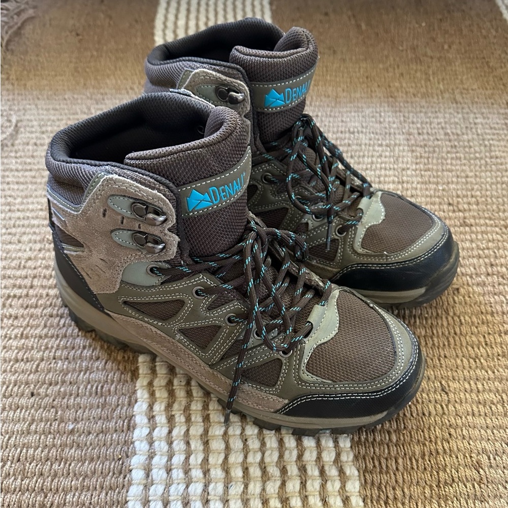 Denali Men's hiking boots - Size 9.5